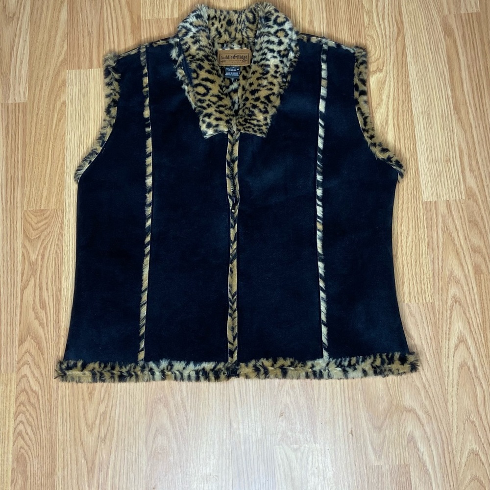 Saddle Ridge Vest Vintage Collection Black Cheetah Fur Faux Suede Size M